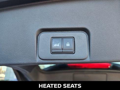 Used 2023 Nissan Rogue SL image 13