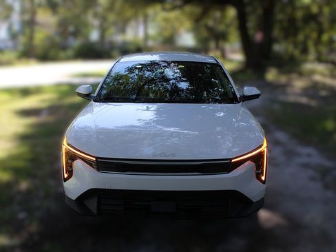 New 2025 Kia K4 EX image 16