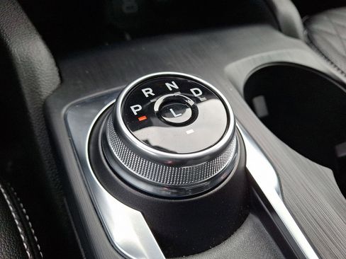 Used 2024 Ford Escape SE w/ PHEV Premium Package image 12