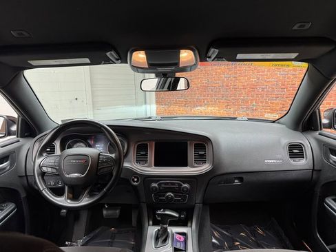 Used 2023 Dodge Charger SXT image 12