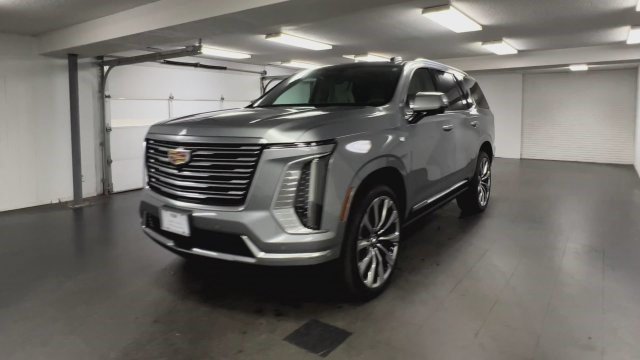 Certified 2026 Cadillac Escalade Platinum Luxury AWD/4WD image 4