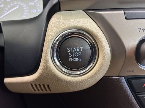 Used 2017 Lexus ES 350 w/ Luxury Package image 24