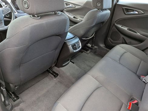 Used 2023 Chevrolet Malibu LT image 24