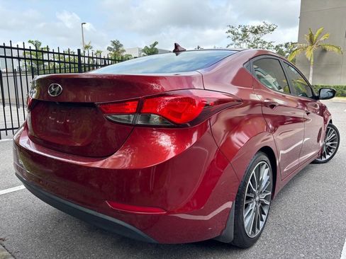 Used 2015 Hyundai Elantra SE w/ Option Group 02 image 6