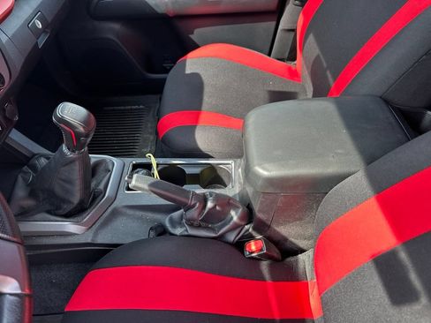 Used 2016 Toyota Tacoma TRD Sport w/ Premium & Technology Package AWD/4WD image 26