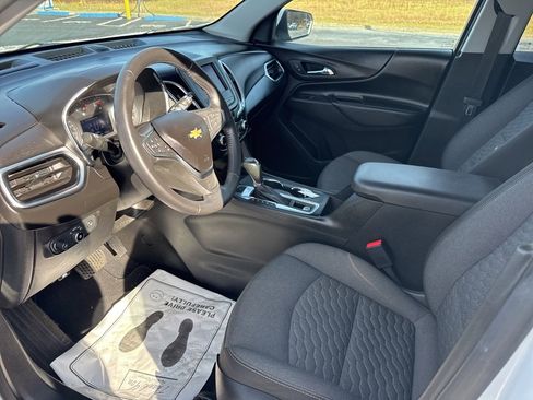 Used 2020 Chevrolet Equinox LT image 10