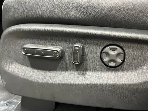 New 2026 Honda Odyssey Touring image 14