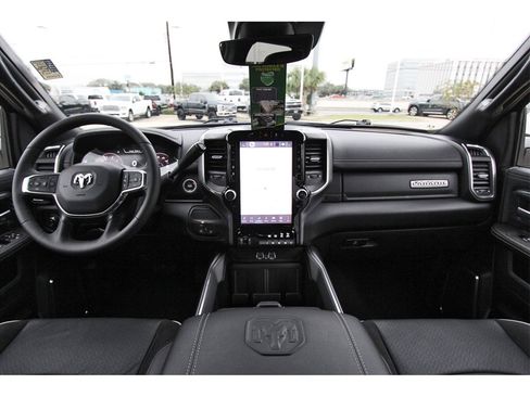 Used 2025 RAM 2500 Laramie image 7