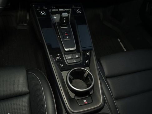 Used 2024 Porsche 911 Carrera GTS image 19