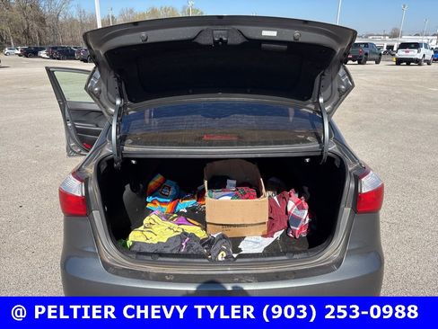 Used 2016 Kia Forte LX w/ LX Popular Plus Package image 19