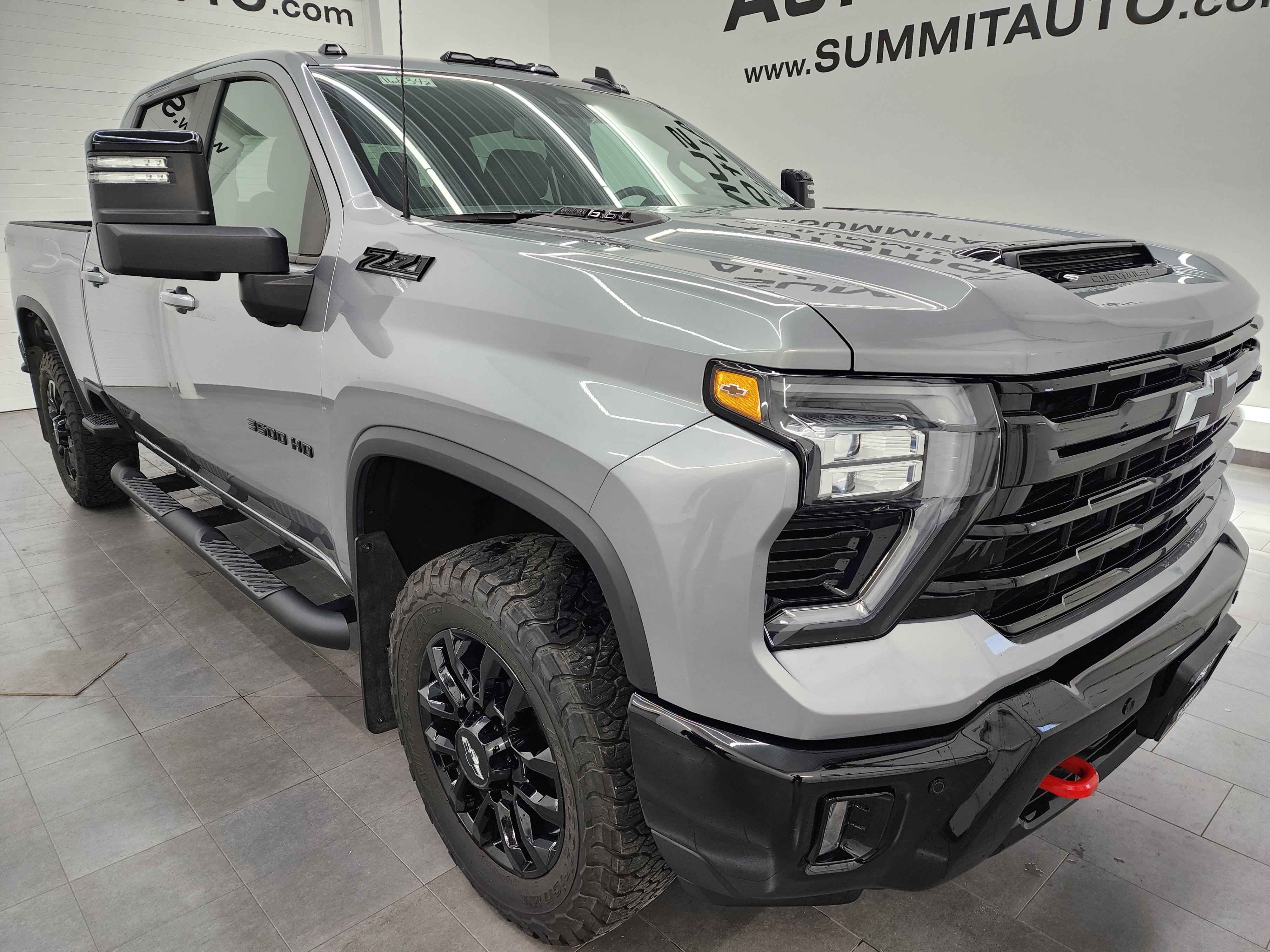 Used 2025 Chevrolet Silverado 3500 LT w/ Trail Boss Package AWD/4WD image 2