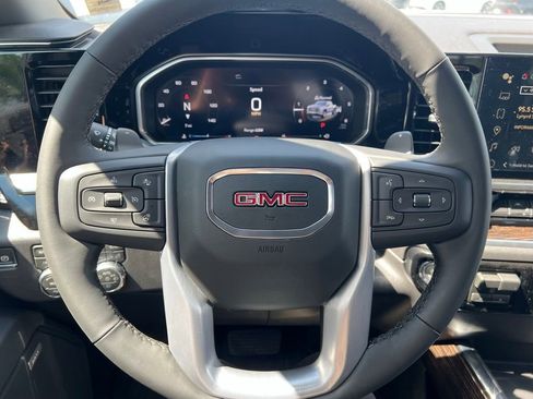 New 2026 GMC Sierra 1500 Elevation w/ Elevation Premium Package AWD/4WD image 11