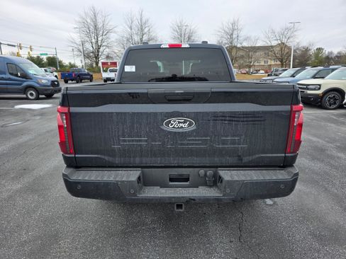 New 2026 Ford F150 XLT w/ XLT Black Appearance Package image 4