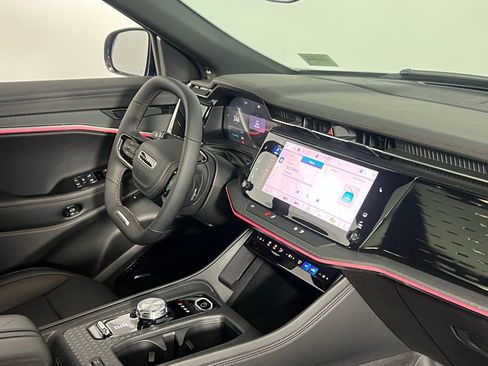 Used 2025 Jeep Wagoneer S Limited image 30