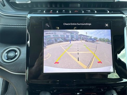 Used 2022 Jeep Grand Cherokee L Limited image 22