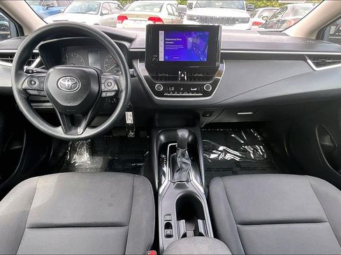 Used 2025 Toyota Corolla LE FWD image 14