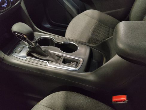 Used 2023 Chevrolet Equinox LT w/ LPO, Floor Liner Package image 26