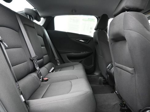 Used 2024 Chevrolet Malibu LT image 8