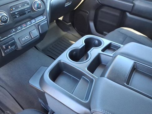 Used 2025 Chevrolet Silverado 2500 Custom w/ Custom Convenience Package image 22