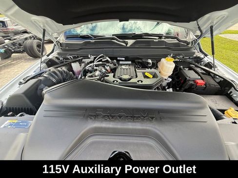 New 2026 RAM 5500 Tradesman image 31