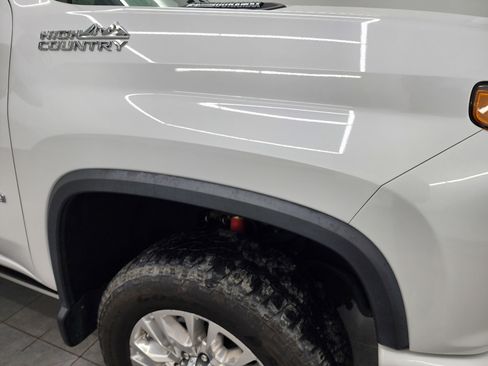 Used 2022 Chevrolet Silverado 2500 High Country w/ Safety Package II image 30