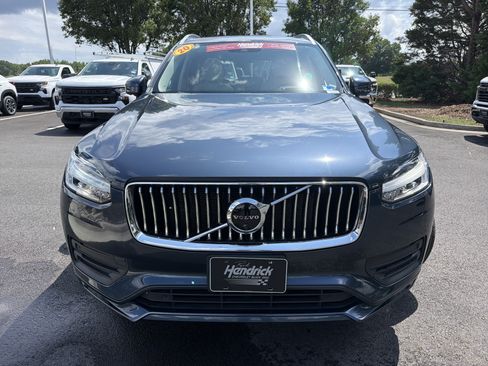 Used 2020 Volvo XC90 T6 Momentum w/ Protection Package Premier AWD/4WD image 3