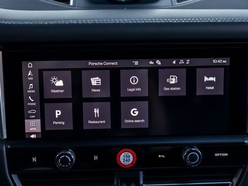 Used 2025 Porsche Macan image 45