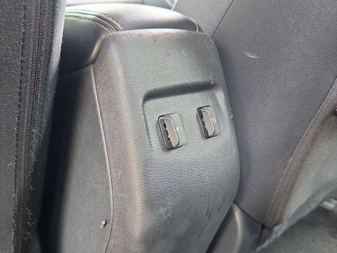 Used 2021 Nissan Kicks SV FWD image 13