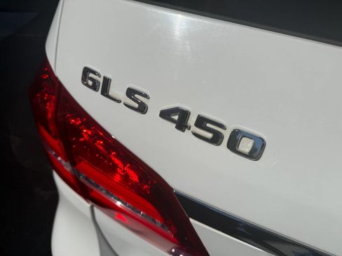 Used 2019 Mercedes-Benz GLS 450 4MATIC image 22
