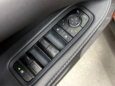 Certified 2025 Lexus RX 350 Premium image 40