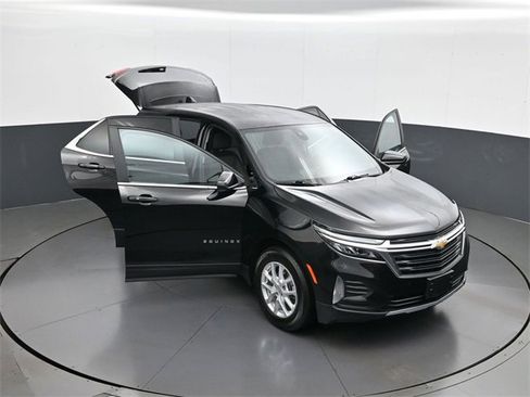 Used 2024 Chevrolet Equinox LT image 29