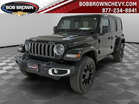Used 2025 Jeep Wrangler Unlimited Sahara w/ Safety Group AWD/4WD image 1