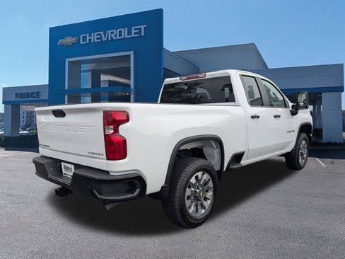 New 2026 Chevrolet Silverado 2500 Custom w/ Custom Value Package AWD/4WD image 4