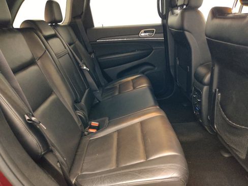 Used 2020 Jeep Grand Cherokee Limited AWD/4WD image 19