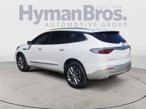 Used 2023 Buick Enclave Essence w/ Trailering Package, 5000 lbs. image 5