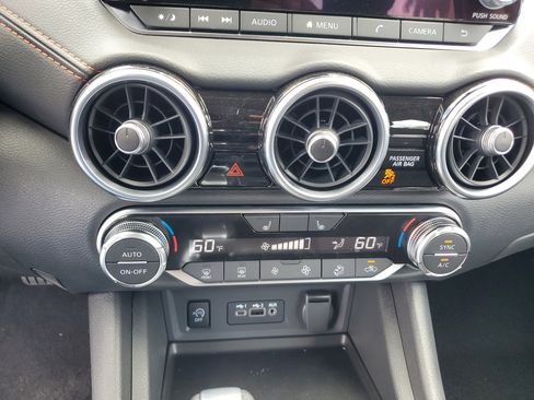 New 2025 Nissan Sentra SR w/ Midnight Edition image 24