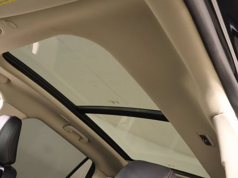 Used 2023 Lincoln Aviator AWD w/ Premium Package image 17