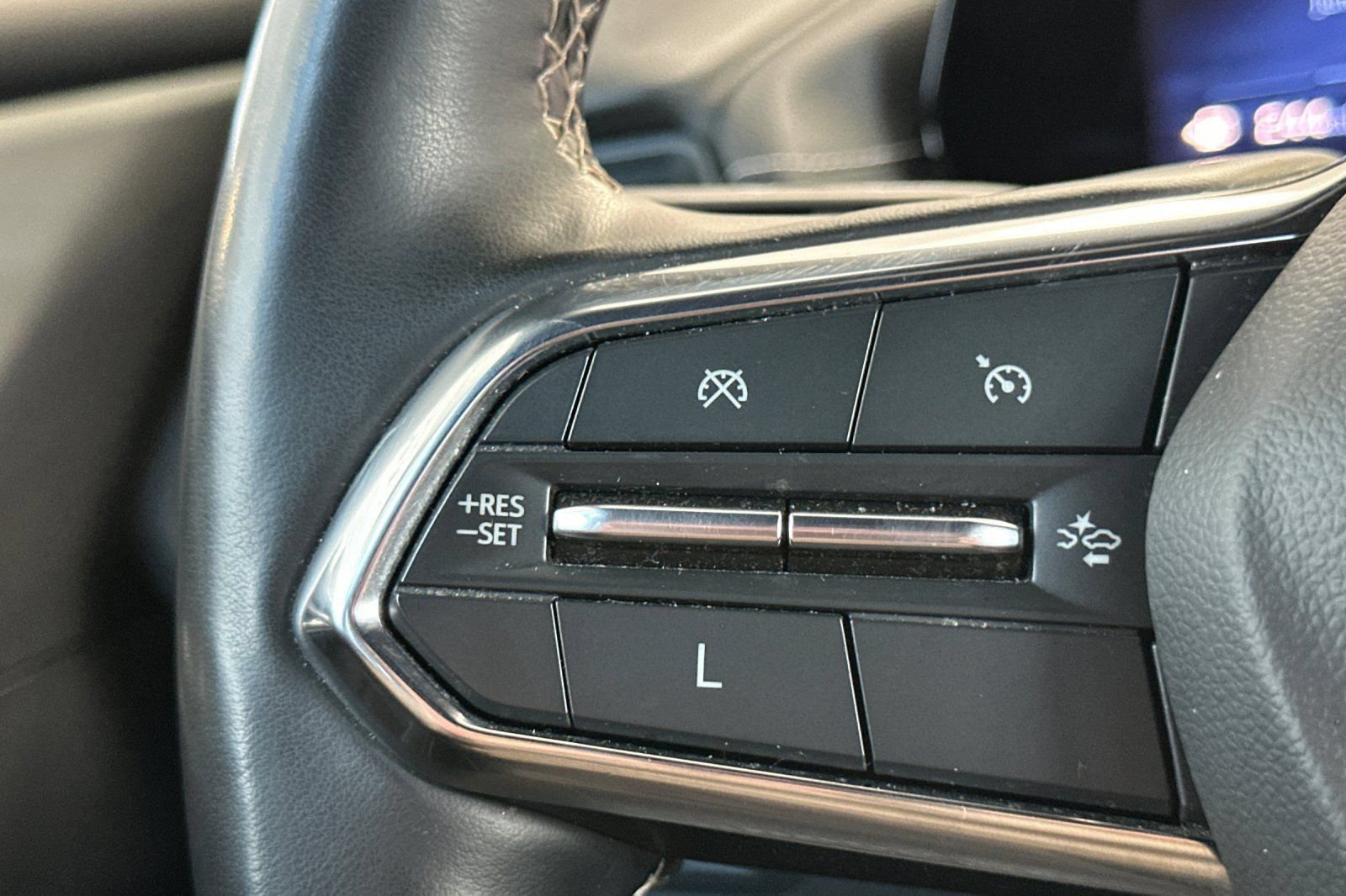 Used 2024 Chevrolet Traverse LT FWD image 37