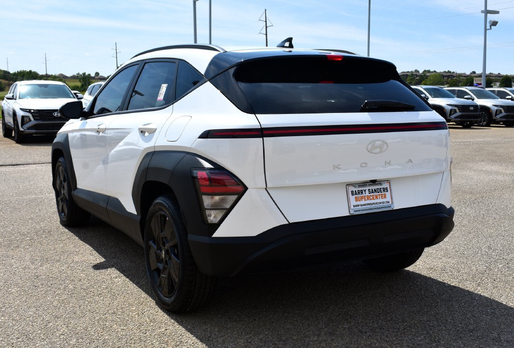 New 2027 Hyundai Kona SEL Sport FWD image 4