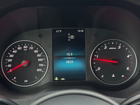 Used 2024 Mercedes-Benz Sprinter 2500 image 18