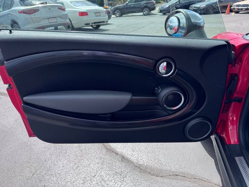 Used 2011 MINI Cooper S FWD image 6