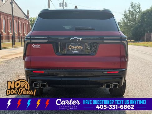 Used 2024 Chevrolet Traverse RS w/ LPO, Floor Liner Package AWD/4WD image 6