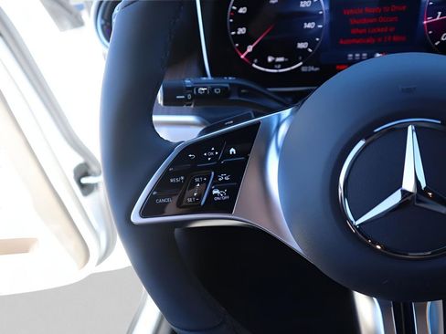 New 2026 Mercedes-Benz GLC 300 4MATIC image 36