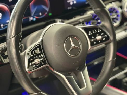 Used 2022 Mercedes-Benz GLA 250 4MATIC image 21