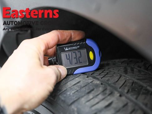 Used 2024 Hyundai Santa Cruz SE image 27