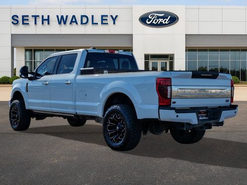 Used 2022 Ford F250 Platinum w/ FX4 Off-Road Package image 5