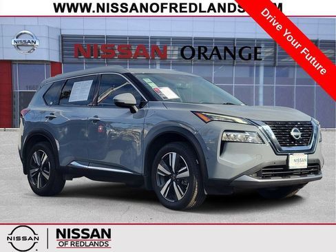 Used 2023 Nissan Rogue SL w/ SL Premium Package FWD image 1