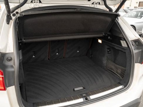 Used 2018 BMW X1 xDrive28i w/ Premium Package image 9