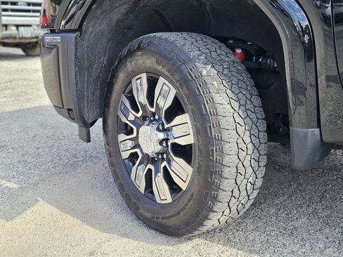 Used 2024 GMC Sierra 2500 Denali w/ Denali Reserve Package image 34