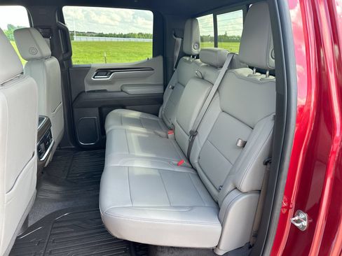 Used 2024 GMC Sierra 1500 SLT w/ SLT Premium Package AWD/4WD image 22
